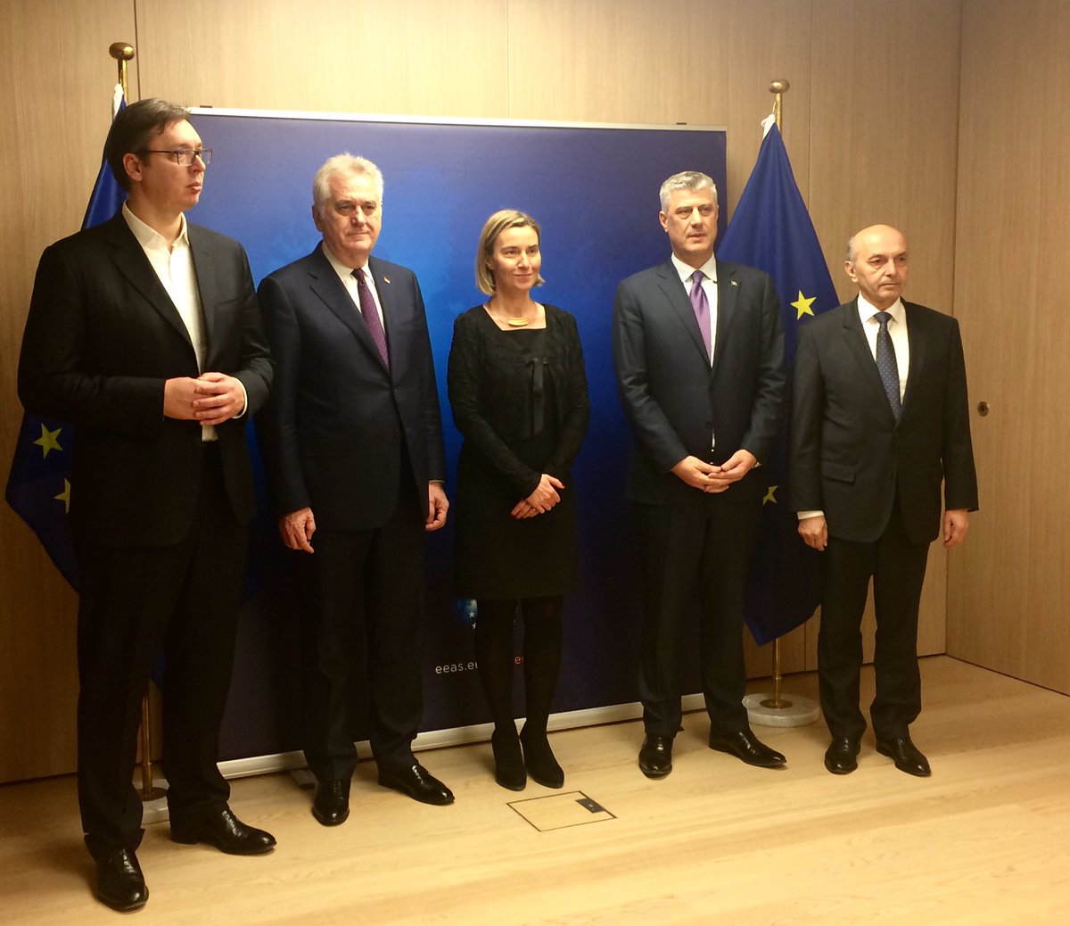 Брисел: Почела нова рунда преговора премијера и председника Србије и „Косова“