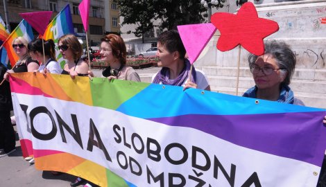 Настрани на Тргу републике: „Сви смо ми ЛГБТ!“